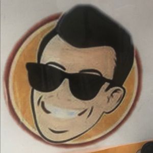 Meet your Posher, Moises